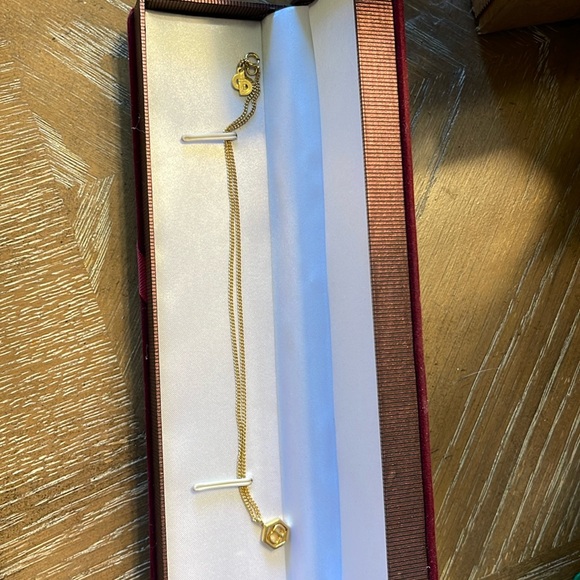 COPY - Christian Dior Logo Necklace in Gold. No flaws noted. - Picture 1 of 4